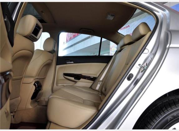 雅阁 2010款 2.0L EX 车厢座椅   后排空间