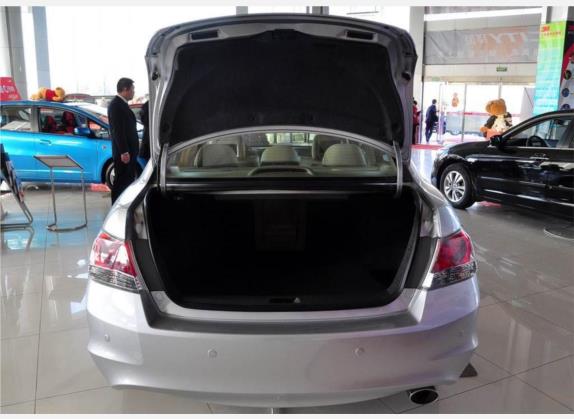 雅阁 2010款 2.0L EX 车厢座椅   后备厢