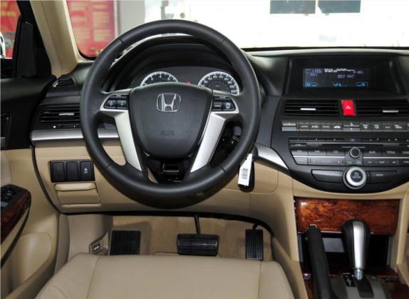 雅阁 2011款 2.4L LX 中控类   驾驶位