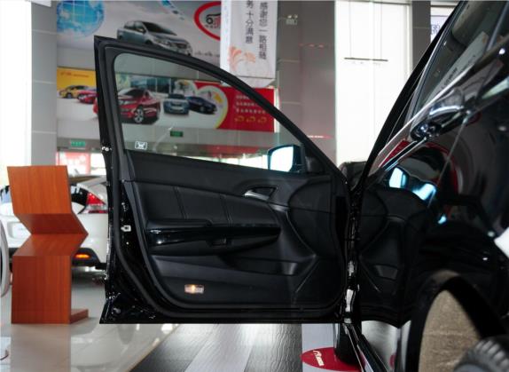 雅阁 2013款 2.0L SE 车厢座椅   前门板