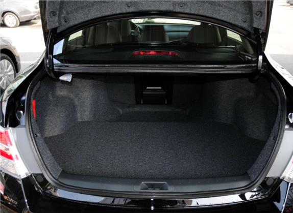 雅阁 2013款 2.0L PE 车厢座椅   后备厢