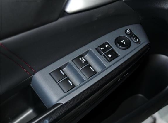 雅阁 2013款 2.0L PE 车厢座椅   门窗控制