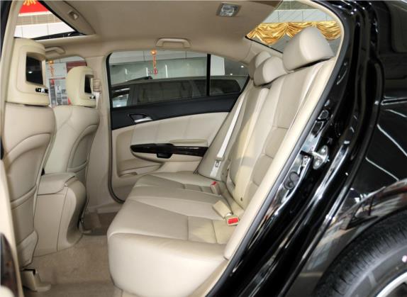 雅阁 2013款 2.4L LX 车厢座椅   后排空间