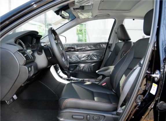 雅阁 2014款 3.0L VTI 尊贵版 车厢座椅   前排空间