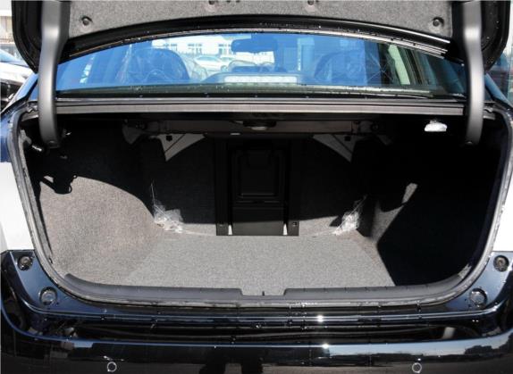 雅阁 2014款 3.0L VTI 尊贵版 车厢座椅   后备厢