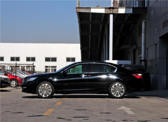 雅阁 2014款 3.0L VTI 尊贵版 外观   正侧