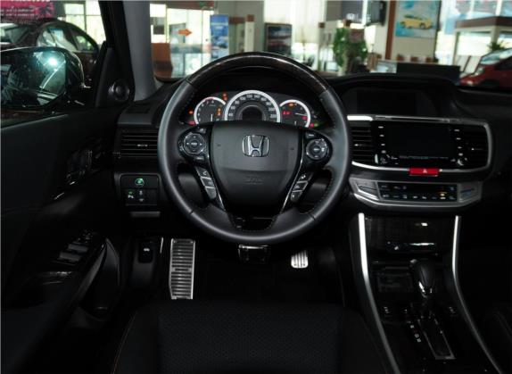 雅阁 2014款 3.0L EXLN 旗舰版 中控类   驾驶位