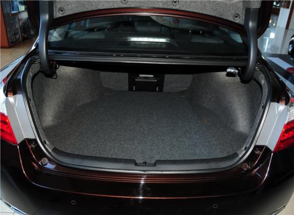 雅阁 2014款 2.0L EX 豪华版 车厢座椅   后备厢