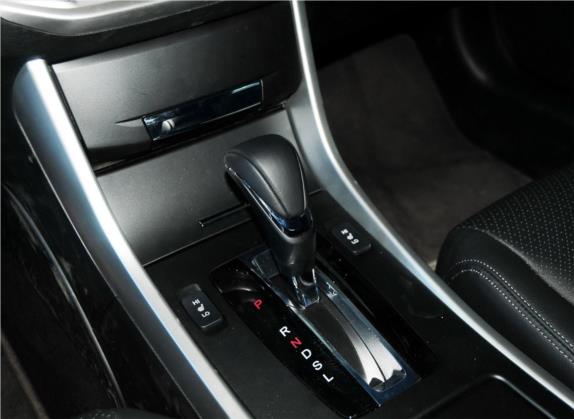 雅阁 2014款 2.0L EX 豪华版 中控类   挡把