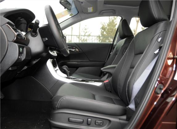 雅阁 2014款 2.4L LX 舒适版 车厢座椅   前排空间