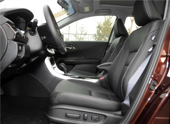 雅阁 2014款 2.4L LX 舒适版 车厢座椅   前排空间