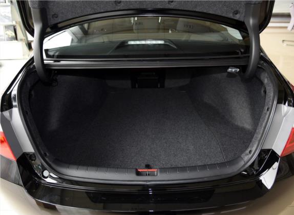 雅阁 2015款 2.0L LX 舒适版 车厢座椅   后备厢