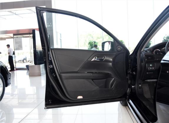 雅阁 2015款 2.0L EX 豪华版 车厢座椅   前门板