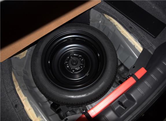 雅阁 2015款 2.4L EX 豪华版 其他细节类   备胎
