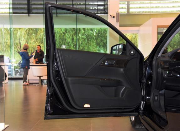 雅阁 2015款 2.4L EX 豪华版 车厢座椅   前门板