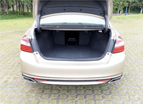 雅阁 2016款 2.4L 智尊版 车厢座椅   后备厢
