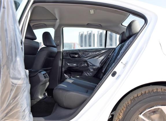 雅阁 2016款 2.0L 精英版 车厢座椅   后排空间