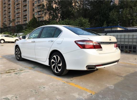 雅阁 2016款 2.4L 舒适版 外观   斜后