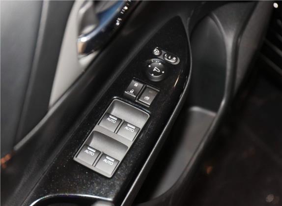 雅阁 2016款 混动 2.0L 锐领版 车厢座椅   门窗控制