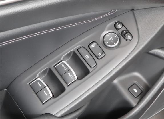 雅阁 2018款 锐·混动 2.0L 锐领版 国VI 车厢座椅   门窗控制