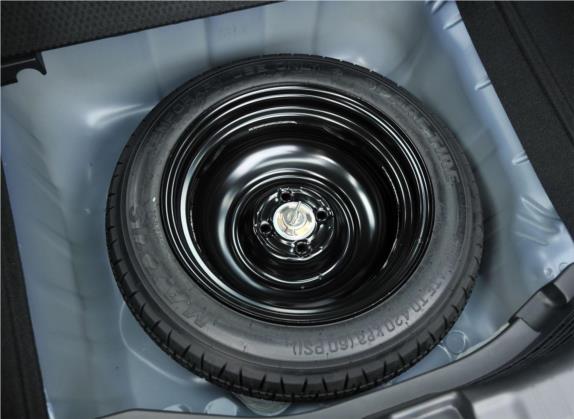 飞度 2014款 1.5L LX CVT舒适型 其他细节类   备胎