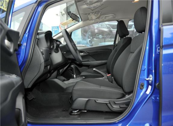 飞度 2014款 1.5L LX CVT舒适型 车厢座椅   前排空间