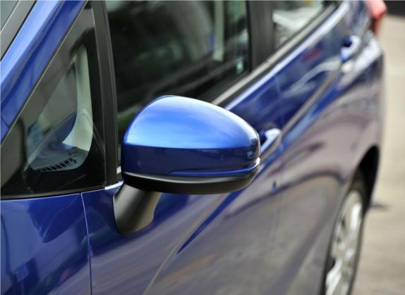 飞度 2014款 1.5L LX CVT舒适型 外观细节类   外后视镜
