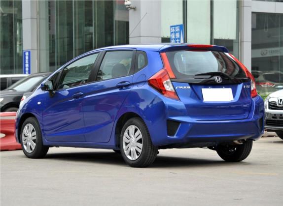 飞度 2014款 1.5L LX CVT舒适型 外观   斜后