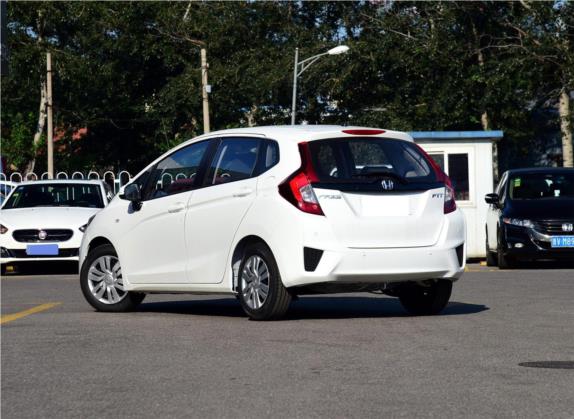 飞度 2016款 1.5L LXS CVT舒适天窗版 外观   斜后