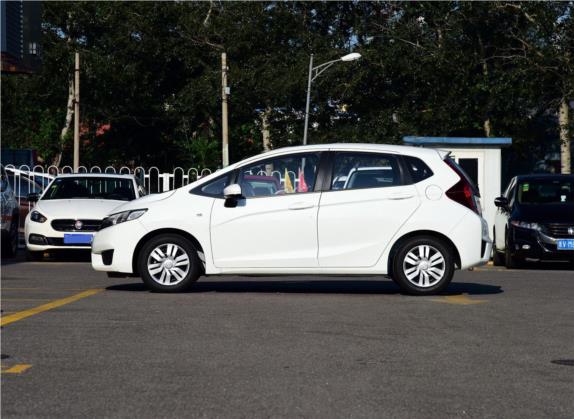 飞度 2016款 1.5L LXS CVT舒适天窗版 外观   正侧