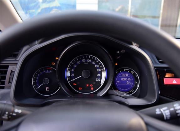 飞度 2016款 1.5L LXS CVT舒适天窗版 中控类   仪表盘