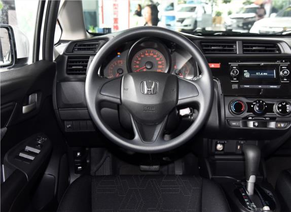 飞度 2016款 1.5L LX CVT舒适型 中控类   驾驶位