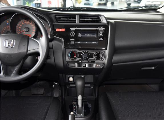 飞度 2016款 1.5L LX CVT舒适型 中控类   中控台