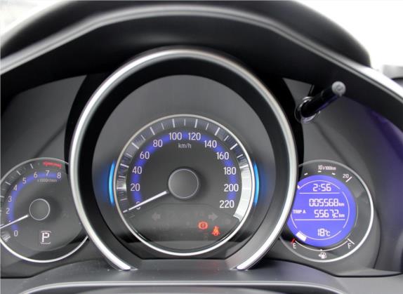 飞度 2016款 1.5L EXLI CVT领先型 中控类   仪表盘