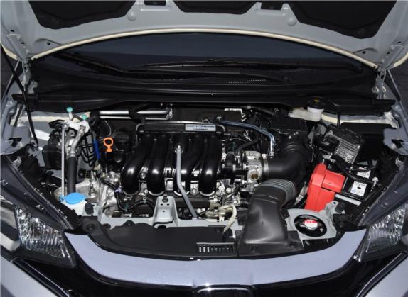 飞度 2018款 1.5L CVT潮跑+版 其他细节类   发动机舱