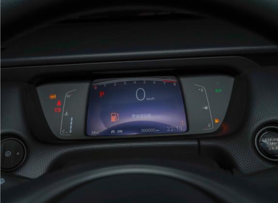 飞度 2021款 1.5L CVT潮越版 中控类   仪表盘