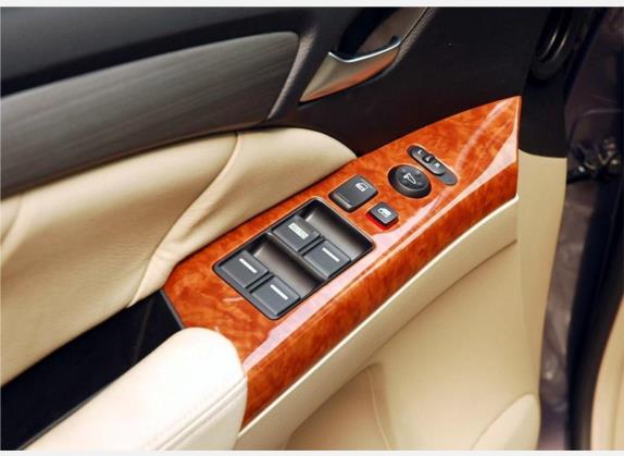 奥德赛 2008款 2.4L 舒适版 车厢座椅   门窗控制