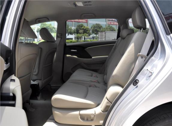 奥德赛 2013款 2.4L 精英版 车厢座椅   后排空间