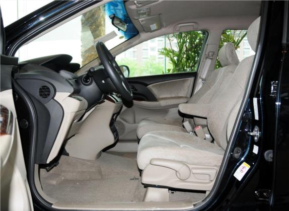 奥德赛 2013款 2.4L 舒适版 车厢座椅   前排空间