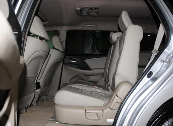 奥德赛 2013款 2.4L 明鉴版 车厢座椅   后排空间