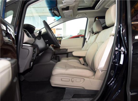 奥德赛 2015款 改款 2.4L 至尊版 车厢座椅   前排空间
