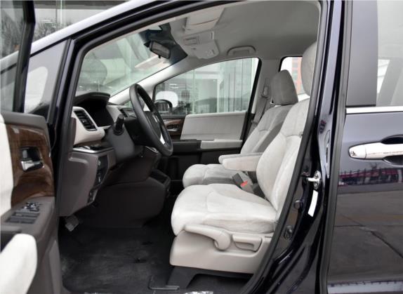奥德赛 2017款 2.4L 舒适版 车厢座椅   前排空间