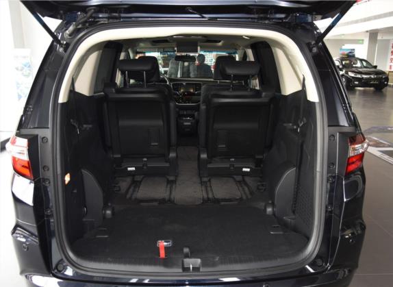 奥德赛 2017款 2.4L 至尊版 车厢座椅   后备厢