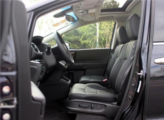 奥德赛 2019款 2.0L 锐·智享版 车厢座椅   前排空间