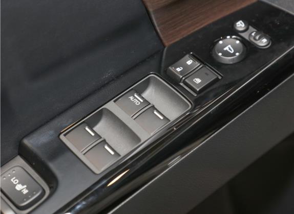 奥德赛 2022款 2.0L e:HEV 锐·领享版 车厢座椅   门窗控制