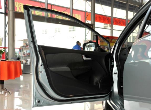 INSIGHT 2013款 1.3L 标准型 车厢座椅   前门板