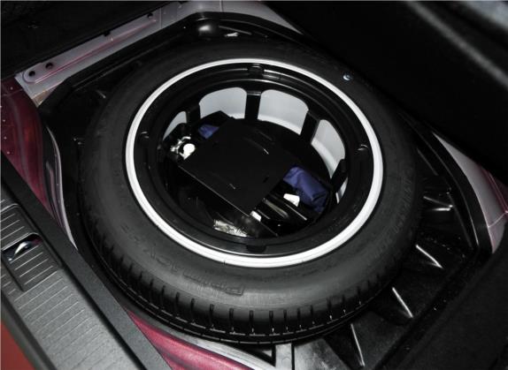 博速 S级 2013款 38S 4M 其他细节类   备胎