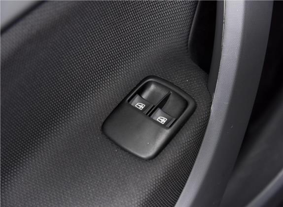 博速 smart forfour 2017款 BRABUS Xclusive 车厢座椅   门窗控制