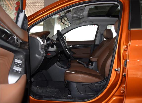 北汽威旺S50 2016款 1.5T 手动乐动旗舰版 车厢座椅   前排空间