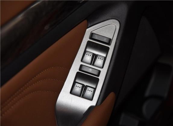 北汽威旺S50 2016款 1.5T 手动乐动旗舰版 车厢座椅   门窗控制